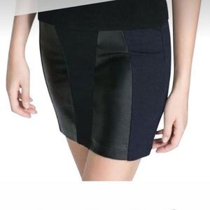 FINAL SALE : Zara faux leather panel mini skirt